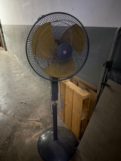 (Category: ) located in . Submitted by iseeipostisell (Listing ID 1458742643, Image 1). Description: .