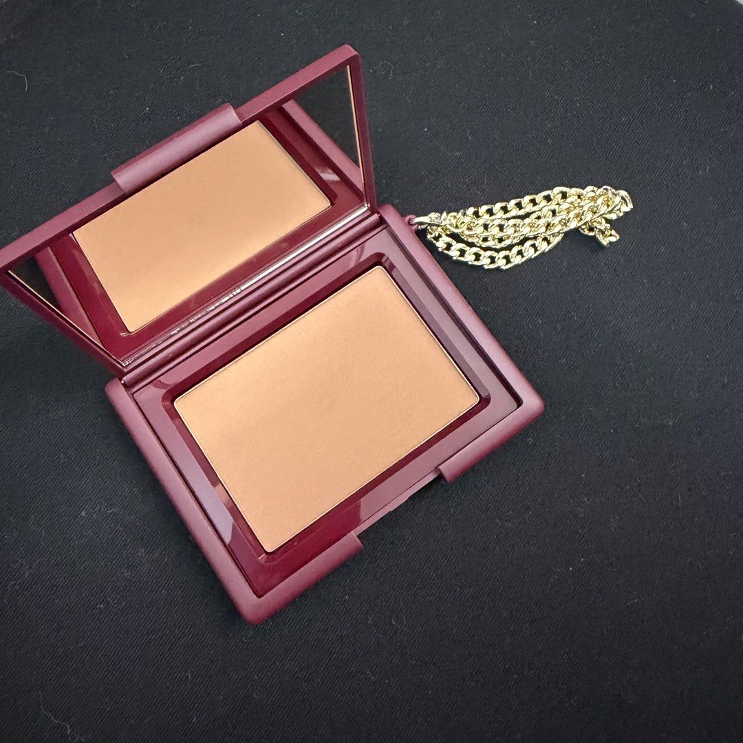 KIKO Milano Matte Diaries Bronzer (Category: Makeup) located in Manila. Submitted by nandkpasabuy (Listing ID 1458805282, Image 1). Description: KIKO Milano Matte Diaries (Limited Edition) Bounce & Blur Bronzer 02 Morning Brew - ₱1,500 (FIXED PRICE) - Authentic/Brand New With Box - SRP: ₱2,200 Disclaimers: All items are brand new, and some were only used once but have already been properly sanitized. Strictly no return, no refund, no warranty pol