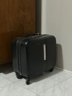 (Kategori: ) berada di . Dikirim oleh preloved_yayan (ID iklan 1458880343, Gambar 1). Deskripsi: .