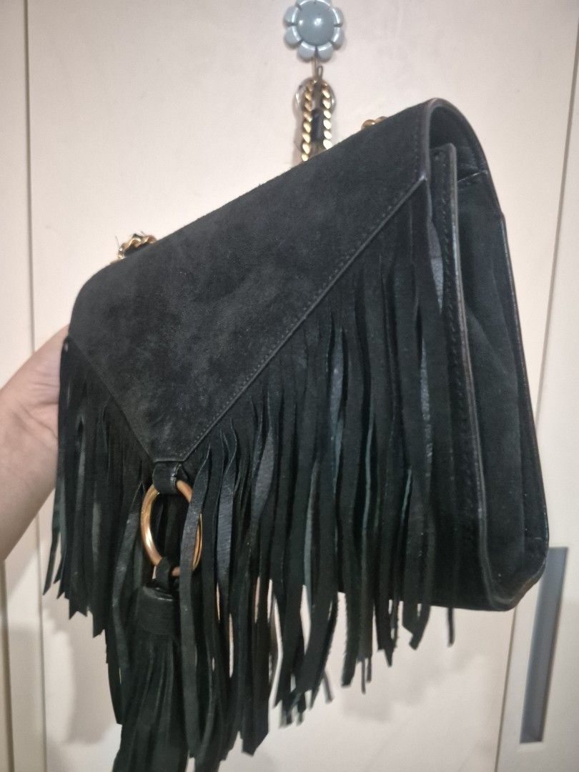 Lanvin Sling Bag (Category: Luxury Bags & Wallets) located in Iloilo. Submitted by gorgeoustatz (Listing ID 1458837716, Image 3). Description: lanvin sling bag.