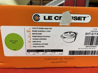（分類：）位於 。 由 le_creuset_bestbuy 提交（商品編號 1458739191，圖片 1）。簡介： 。