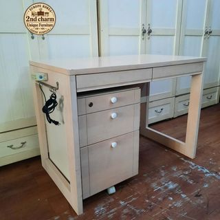 (Category: ) located in . Submitted by ivan_furnitures421 (Listing ID 1458705963, Image 1). Description: .