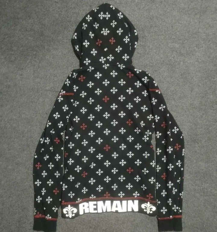 Lock Heaven Jacket (Category: Coats, Jackets and Outerwear) located in Baguio. Submitted by belonging0. (Listing ID 1458726005, Image 2). Description: Lock Heaven 200php+sf 17x24.