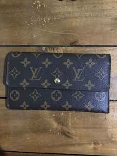 (Category: ) located in . Submitted by thrift.eda (Listing ID 1458836158, Image 1). Description: .