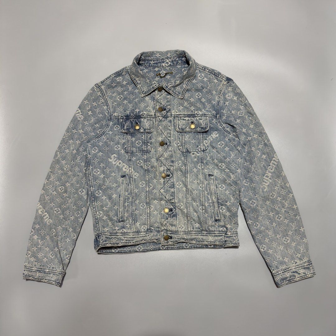 LOUIS VUITTON SUPREME TRUCKER (Category: Luxury Apparel) located in Alburquerque. Submitted by getniceph2022 (Listing ID 1458741539, Image 1). Description: LOUIS VUITTON SUPREME TRUCKER Size 46 medium Measurements: 22 inch width. 25 inch length. Excellent condition Issue on last pic!.