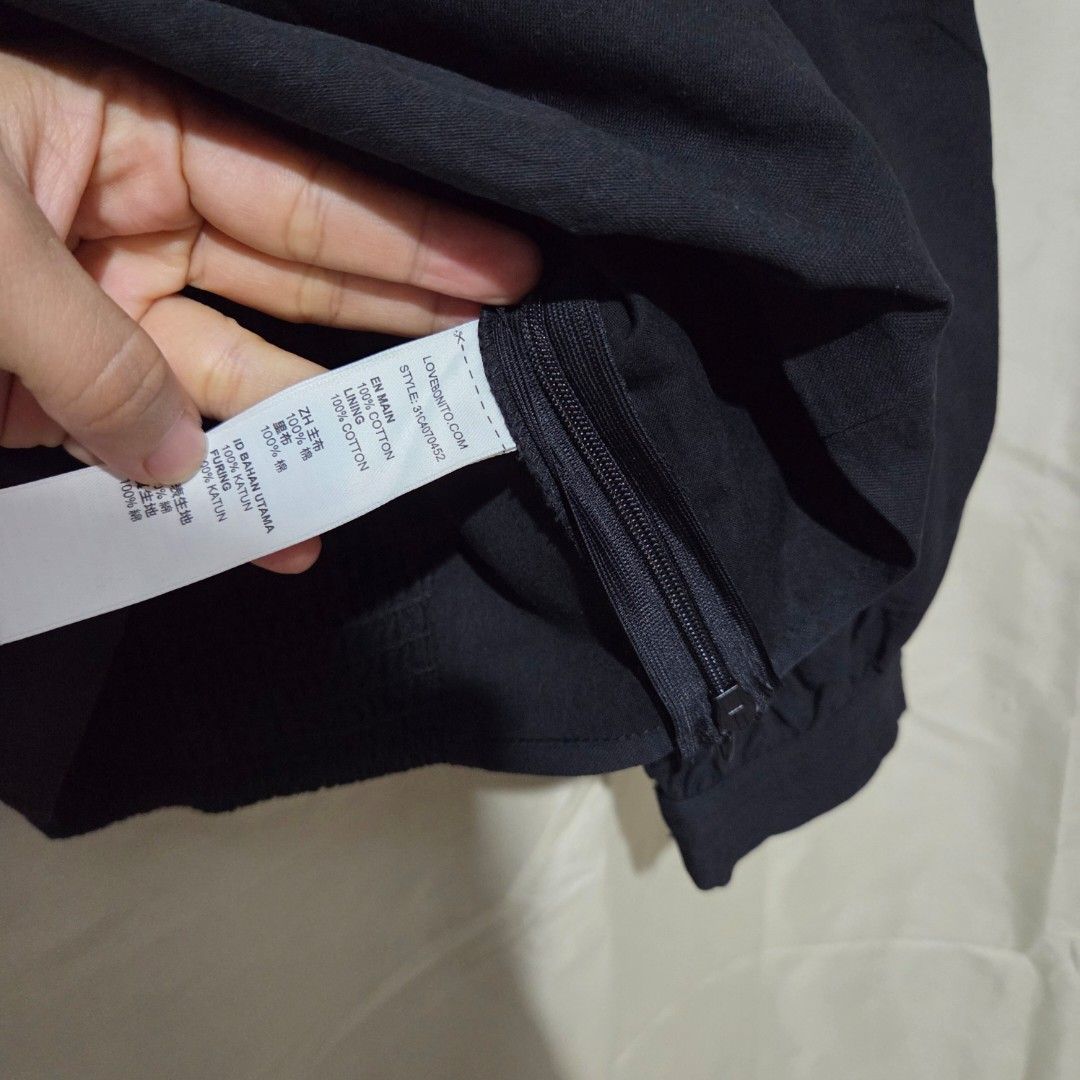 LOVE BONITO TOP (Category: Blouses) located in Santiago. Submitted by fromboxes (Listing ID 1458832990, Image 3). Description: Like new see measurement Ships thru J&T Isabela North Luzon Shipping Nationwide No rush shipping 😊😊.