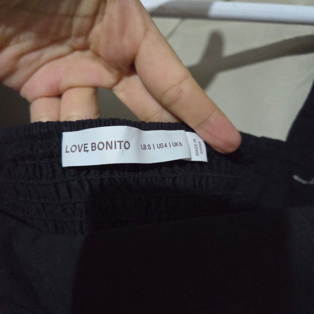 LOVE BONITO TOP (Category: Blouses) located in Santiago. Submitted by fromboxes (Listing ID 1458832990, Image 2). Description: Like new see measurement Ships thru J&T Isabela North Luzon Shipping Nationwide No rush shipping 😊😊.