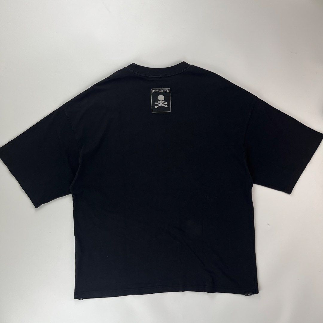 MASTER MIND✨ (Category: Tshirts & Polo Shirts ) located in Iloilo. Submitted by anonymous_ph (Listing ID 1458851124, Image 2). Description: MASTER MIND TEE✨ SIZE-LARGE -WIDTH 25 -LENGTH 25 -CR 9.5/10 EXCELLENT DM IF INTERESTED 📩.