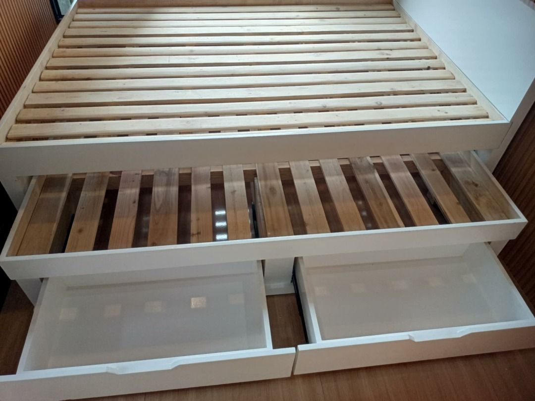 Modern Full Double Bed with Single Pull-Out Bed and Drawers (Category: Bed Frames & Mattresses) located in Caloocan City. Submitted by newcat-ca23 (Listing ID 1458721111, Image 2). Description: We can do •Sleek •Stylish •Innovative •Minimalistic we can also customize any design at a reasonable price with excellent quality For inquiries please free to message me, you can also contact me @09772790745, 254-2961.