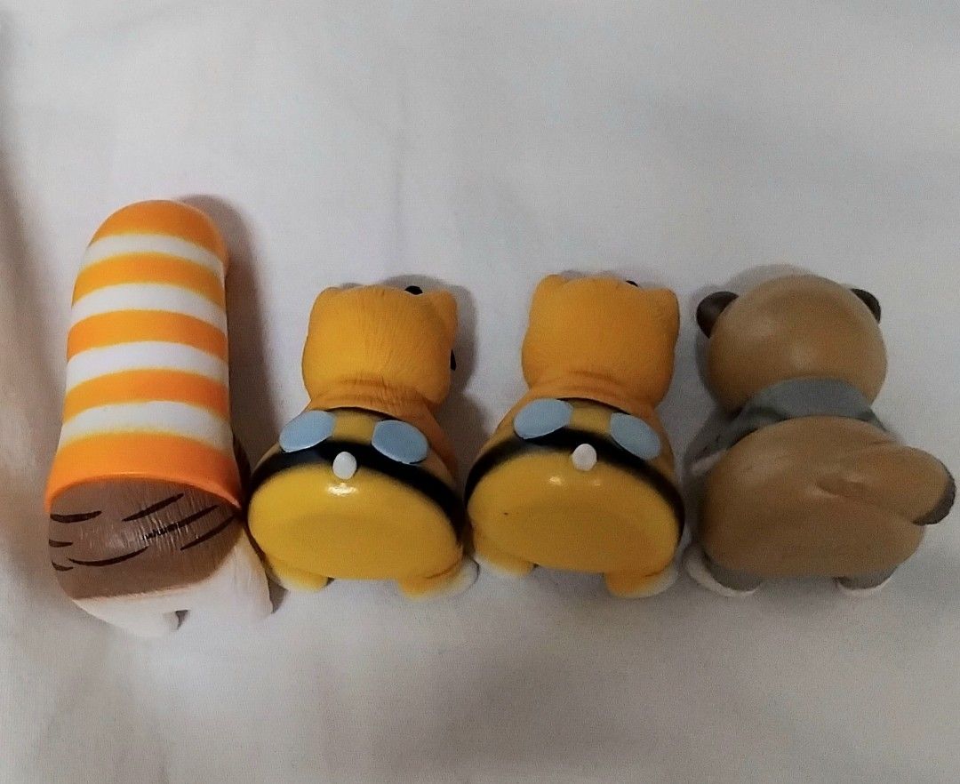 Mofusand mini figure cats series (Category: Designer & Blind Box Toys) located in Manila. Submitted by sel1nan3k0 (Listing ID 1458745108, Image 3). Description: mofusandInterior mini figs series ( volume3) Kitan club/eikoh releases. 1bunny cat 2 Honey bee cat ( black antenna) 1 racoon cat 1 garden eel cat - all in good condition, no more boxes. Selling as a set of 5 mini figs. P 1000 Gcash +sf dm to inquire.