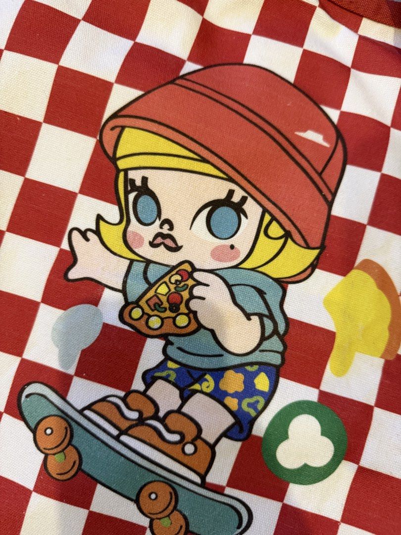 Molly x Pizza Hut Tote Bag (Category: Tote Bags) located in Mandaluyong City. Submitted by wayby (Listing ID 1458834791, Image 2). Description: Pop mart Limited edition collaboration .