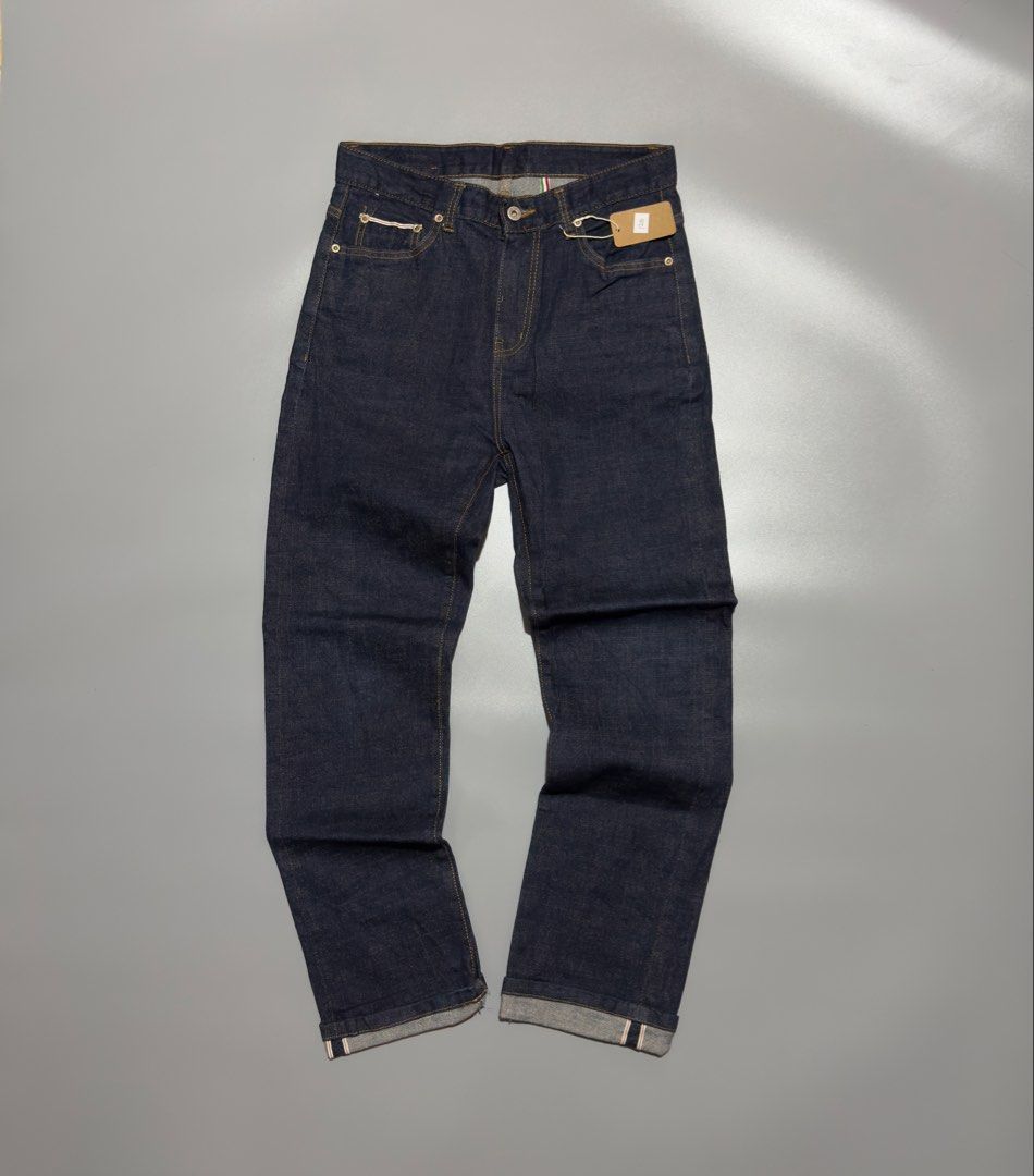 MOSS RAW DENIM SELVEDGE JEAN (Category: Jeans) located in Alburquerque. Submitted by getniceph2022 (Listing ID 1458744150, Image 1). Description: MOSS RAW DENIM SELVEDGE JEAN - Size 31 Length: 42 Hem: 7.5 Good as new.