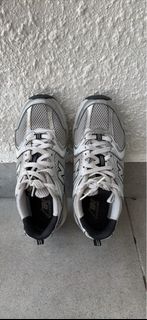 (Category: ) located in . Submitted by daisy7closet (Listing ID 1458712726, Image 1). Description: .