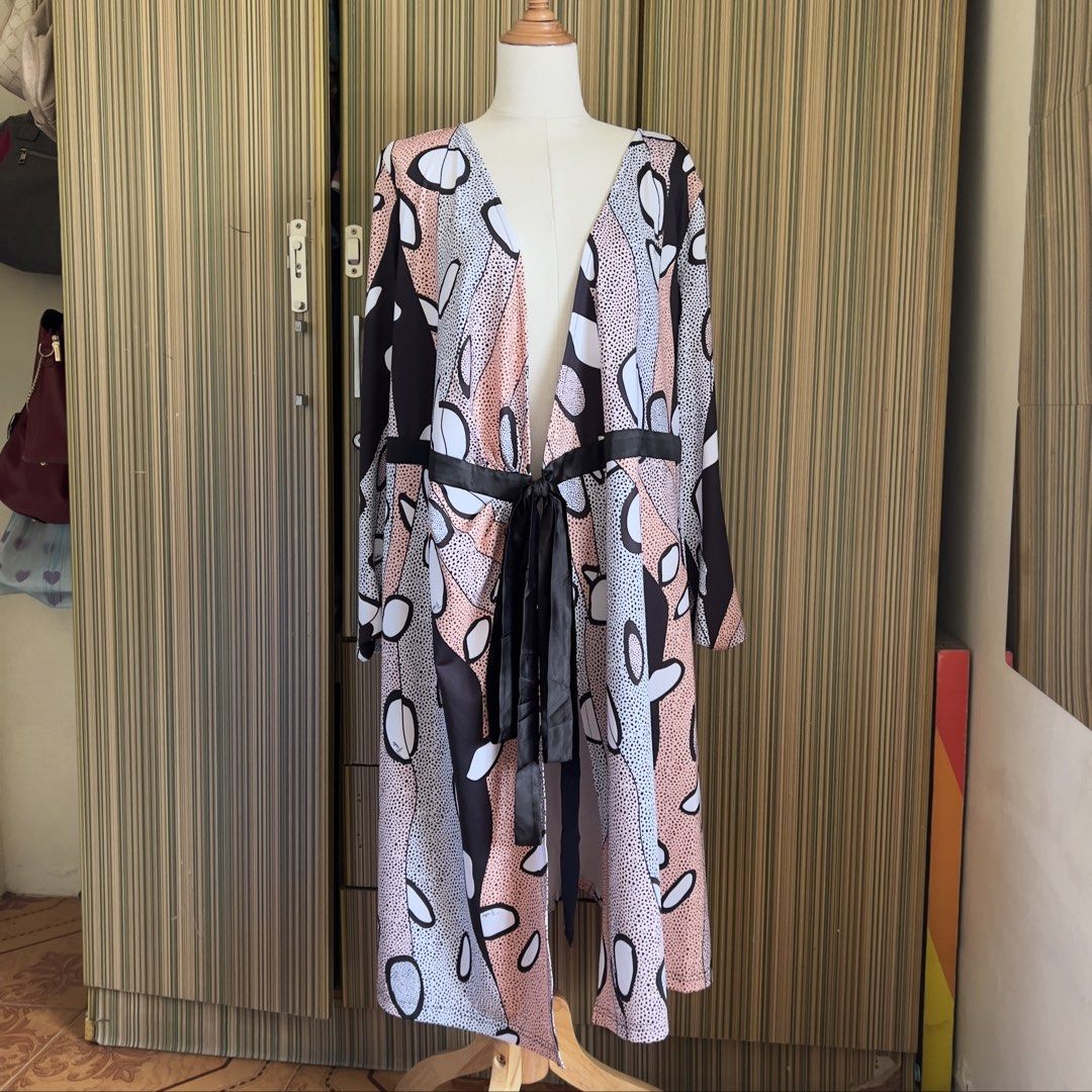 Vintage Emilio Pucci Abstract Print 100% Silk Robe | 2000s y2k euro fairy core cottagecore (Category: Coats, Jackets and Outerwear) located in Caloocan City. Submitted by vintageangelxx (Listing ID 1458764102, Image 1). Description: - Size: IT 42 - Condition: 8/10 - Color Rate: 10/10 - Selling low due to the following issues: Cut tag, uneven ruching on belt/tie in area, uneven altering on arm hem (can be undone) Aside from the things mentioned ab