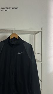 (Category: ) located in . Submitted by adha.thriftstore (Listing ID 1458812857, Image 1). Description: .