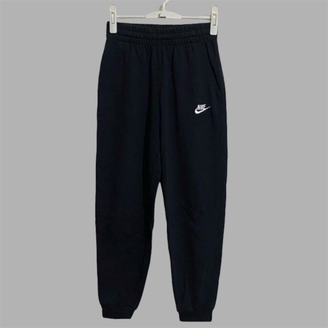 NIKE EMBROID SCRIPT SWOOSH COTTON BLACK JOGGER SWEAT PANTS (Category: Joggers) located in Cavite. Submitted by seppp22 (Listing ID 1458719253, Image 1). Description: Authentic Legit Waistline:24-32 Length:35 Inches Thigh Width:11.5 Inches Color Rate:10/10 Condition:Lightly Used Mine for Only:109 Pesos Gartered With 2 Side Pocket Can ship Luzon,Visayas, And Mindanao Thru J&T, Payment First(Gcash) Lalamove(Cod/Gcash) Meetup My Location:Lancaster,Ge