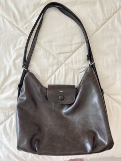 (Category: ) located in . Submitted by murmurpreloved (Listing ID 1458802723, Image 1). Description: .