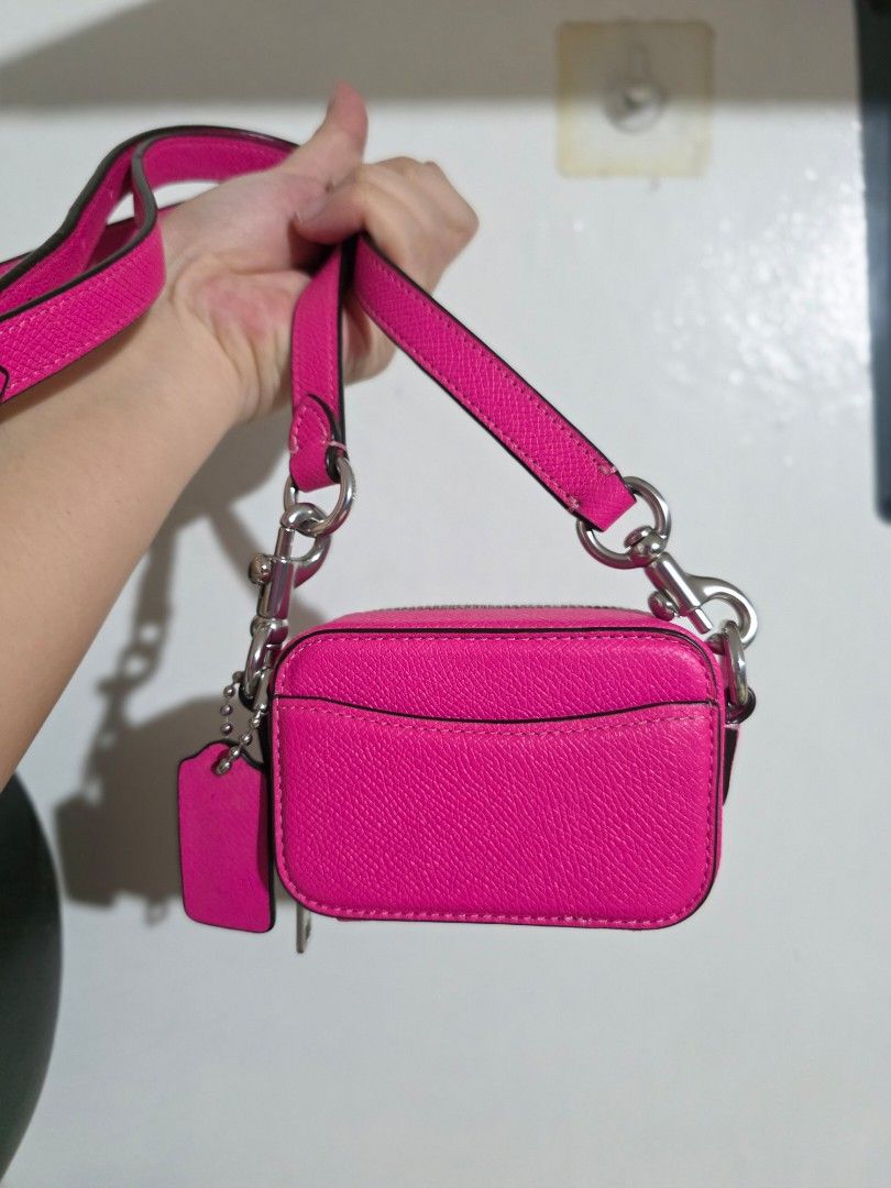 NWT COACH PINK Dragon Fruit Crossbody Pouch (Category: Cross-body Bags) located in Bulacan. Submitted by jcdpdg (Listing ID 1458701100, Image 2). Description: Authentic. used once..