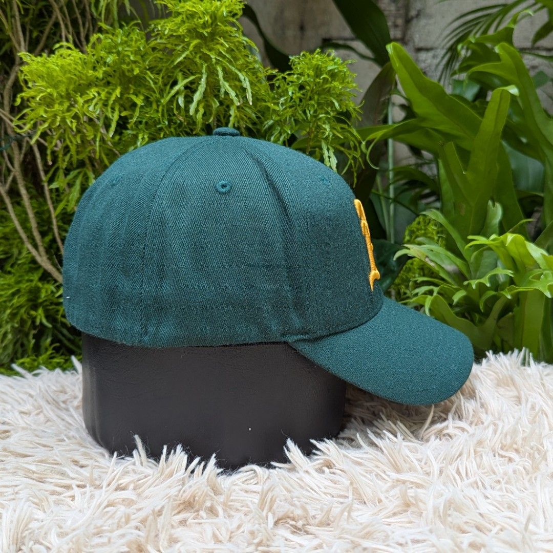 Oakland Athletics by MLB close cap (Category: Caps & Hats) located in Aringay. Submitted by dailylockerph (Listing ID 1458718350, Image 2). Description: Oakland Athletics by MLB close cap 10/10 condition 10/10 color rate size M-XL Mine: 600.