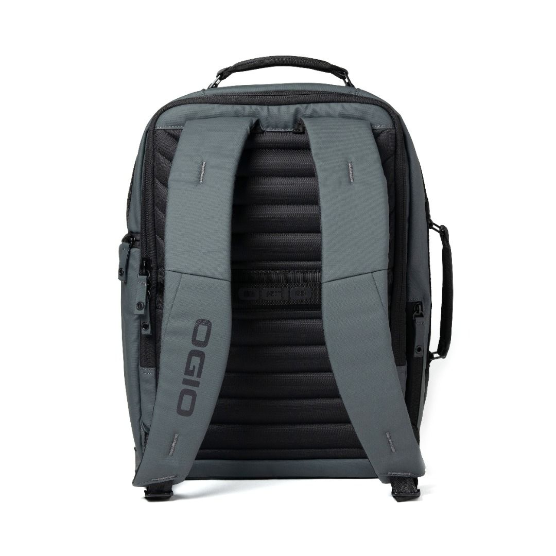 Ogio USA Motion Backpack - Mercury USA (Category: Backpacks) located in Las Pinas. Submitted by snapcartmanila (Listing ID 1458702213, Image 3). Description: This backpack is your ultimate companion for various occasions, whether you're heading to work, embarking on a weekend getaway, or exploring the great outdoors. Its versatile design and thoughtfully organized compartments make it an indispensable accessory for those who demand both form and 
