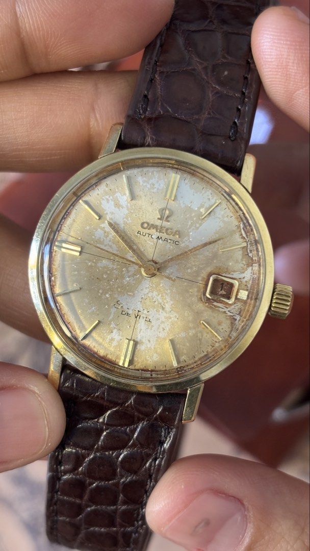 Omega Seamaster Deville 14kt solid gold bezel (Category: Luxury Watches) located in Cavite. Submitted by marenghype (Listing ID 1458702285, Image 1). Description: ‼️Omega Seamaster deville 14kt gold bezel‼️ Own a piece of Omega history—not just a watch. A true vintage classic from the golden era of Omega. A vintage Omega seamaste deville Automatic from 60’s full patina dial, and a movement that still beats after 50+ years. ☑️ 14kt solid gold beze