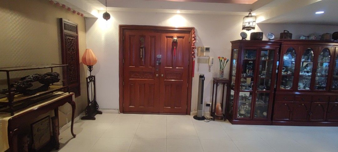 One Beverly Place (Category: Apartments & Condos) located in Pasig City. Submitted by rahvin (Listing ID 1458727478, Image 1). Description: One Beverly Place 2 units combined into 1 with 2 parking 4 bedroom 5 bathroom 1 kitchen 350sqm High floor Clean title Fully furnished 150k per sqm.