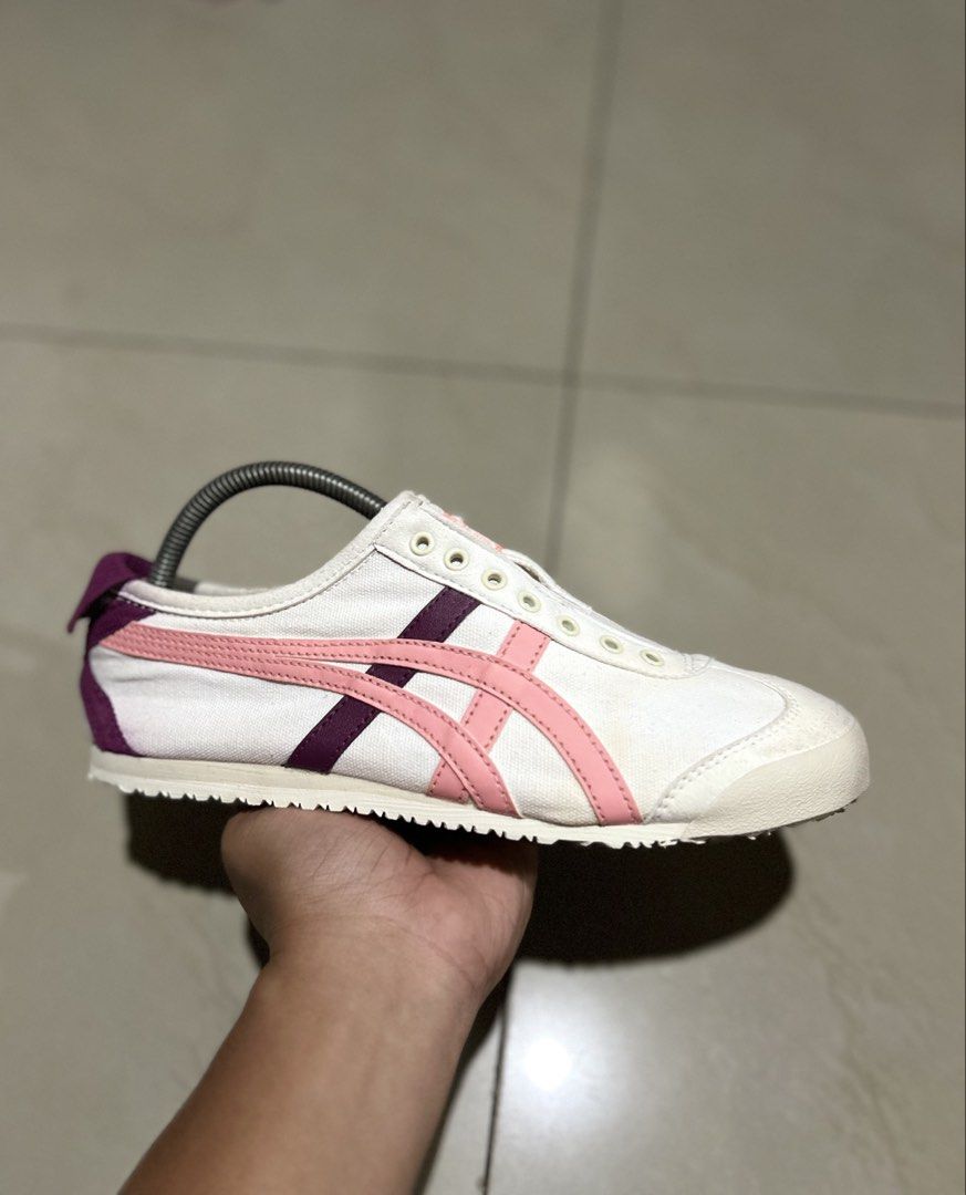 Onitsuka Tiger (Category: Sneakers) located in Cebu City. Submitted by cyrilk1cks (Listing ID 1458721096, Image 1). Description: .