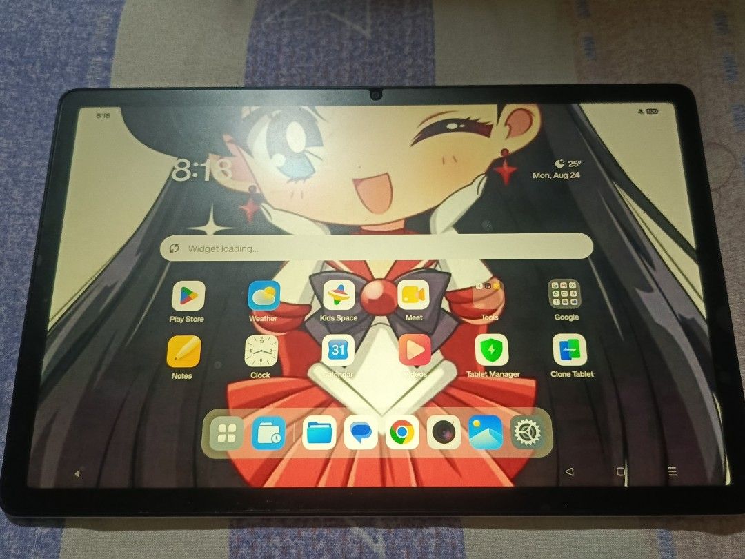 OPPO Pad SE (Category: Android) located in Manila. Submitted by jkhyosae23 (Listing ID 1458785350, Image 2). Description: - Di masyado nagagamit - OPPO Pad SE - Runs on Android with ColorOS - Ideal for browsing and apps - Features a front camera for video calls - Sleek silver back finish - Sold as is.