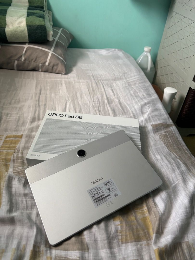 OPPO Pad SE Tablet 128GB WiFi and sim (Category: Android) located in Caloocan City. Submitted by rjams (Listing ID 1458748480, Image 2). Description: - OPPO Pad SE - 128GB Storage - 4GB RAM - 11.0-inch Display - ColorOS 13.0 - Original Box Included - Ideal for Everyday Use.