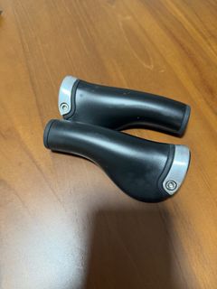 (Category: ) located in . Submitted by onlyforgenuinebuyer (Listing ID 1458760857, Image 1). Description: .