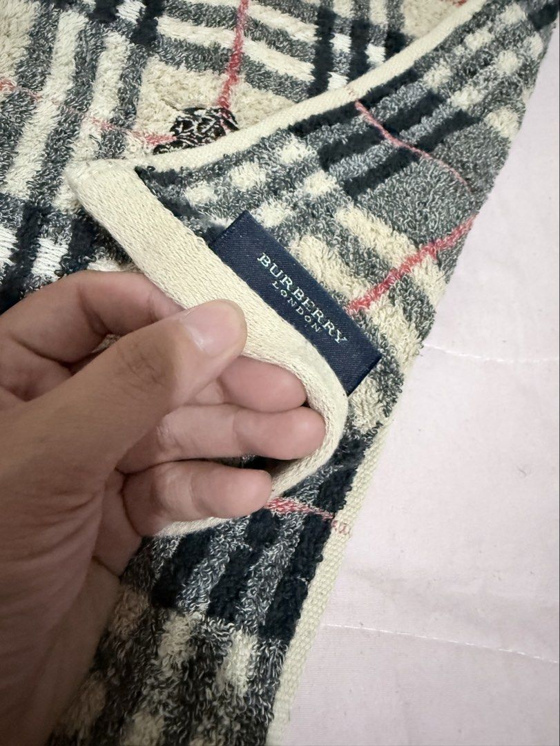 Original Burberry Face towel with box (Category: Coats, Jackets and Outerwear) located in Paranaque City. Submitted by debonair02 (Listing ID 1458697837, Image 3). Description: Original Burberry London Face towel with box Good for Gift. Bought from Japan Price Negotiable PM SURE BUYER ONLY! .