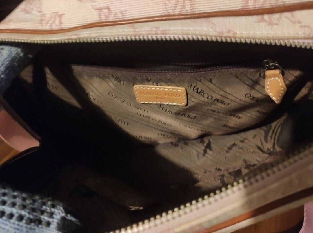 Original Marco Polo Bag (Category: Announcements) located in Paranaque City. Submitted by daddyu (Listing ID 1458791557, Image 3). Description: Made in Italy .
