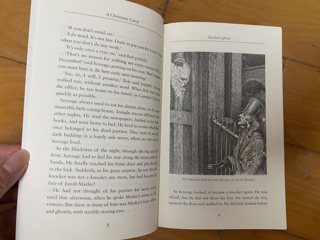 Oxford Bookworms Library A Christmas Carol by Charles Dickens （分類：兒童書籍）位於 Hong Kong。 由 phyllisyhk 提交（商品編號 1458776351，圖片 3）。簡介： 新淨，完全沒有任何書寫痕跡。