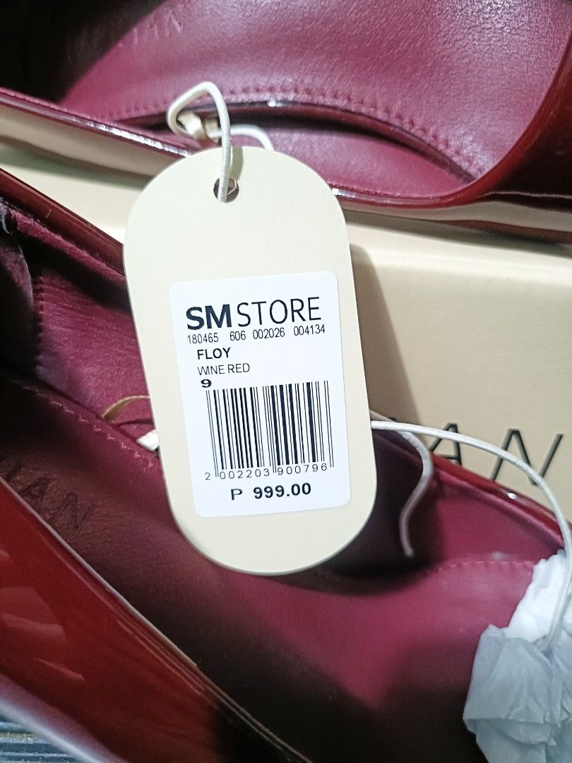 PARISIAN Wine Red Heels Size 9 (Category: Heels) located in Manila. Submitted by jennifertabique (Listing ID 1458740920, Image 3). Description: - Used once good as new Parisian heels - Color: Wine Red - Style: Classic Pump, Pointed Toe - Heel Type: Kitten Heel - Size: 9 US / 39 EUR - Includes original box and tags - Perfect for elevating any outfit.