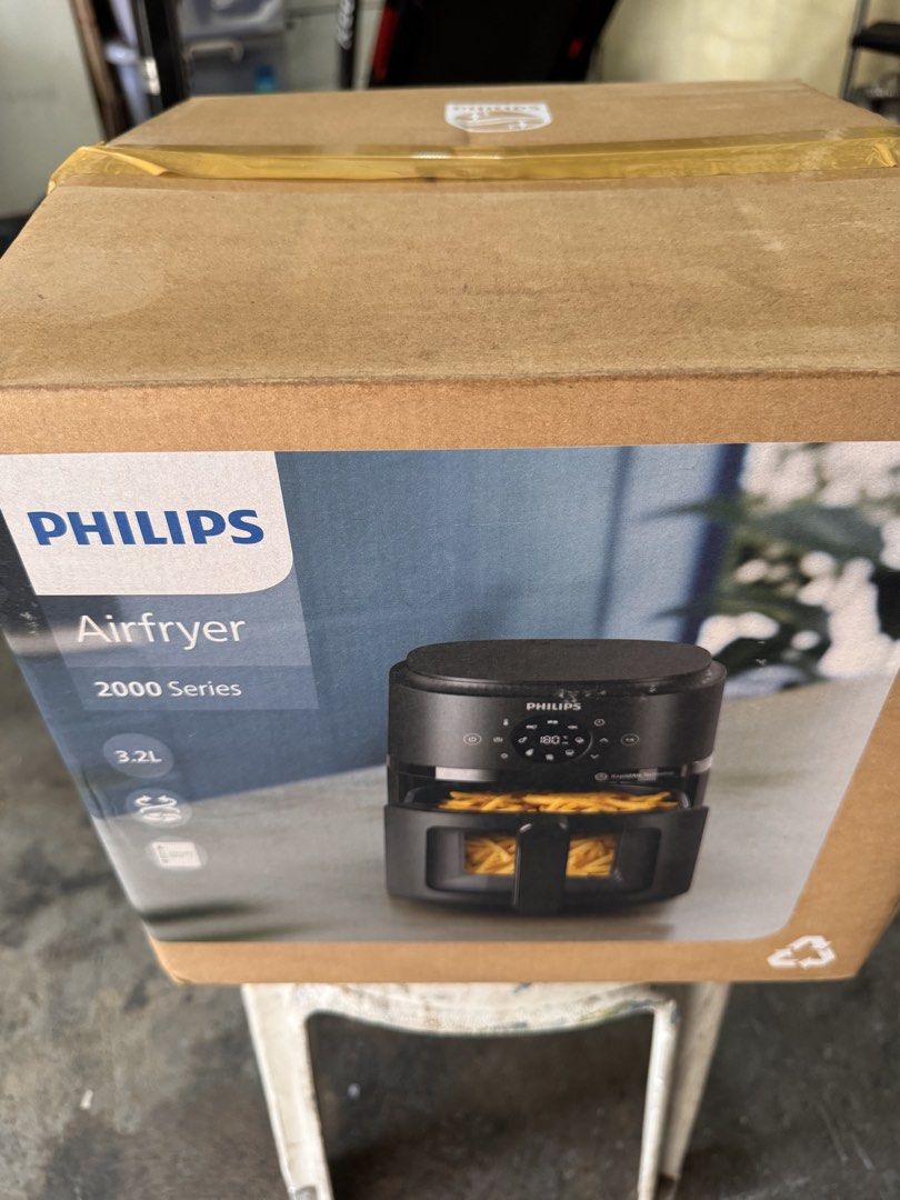 Philips Airfryer (Category: Cookware & Accessories) located in Manila. Submitted by chicmom.of.3 (Listing ID 1458762146, Image 1). Description: Ndi n ginagamit kya benta na Andami pong tumatawad pero ayan npo last price binaba ko n from 2800 Naka box pa sya at rarely used since we have 2 more Philips Airfryer .