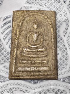 (Category: ) located in . Submitted by tiger_nam_thai_amulet (Listing ID 1457053625, Image 1). Description: .