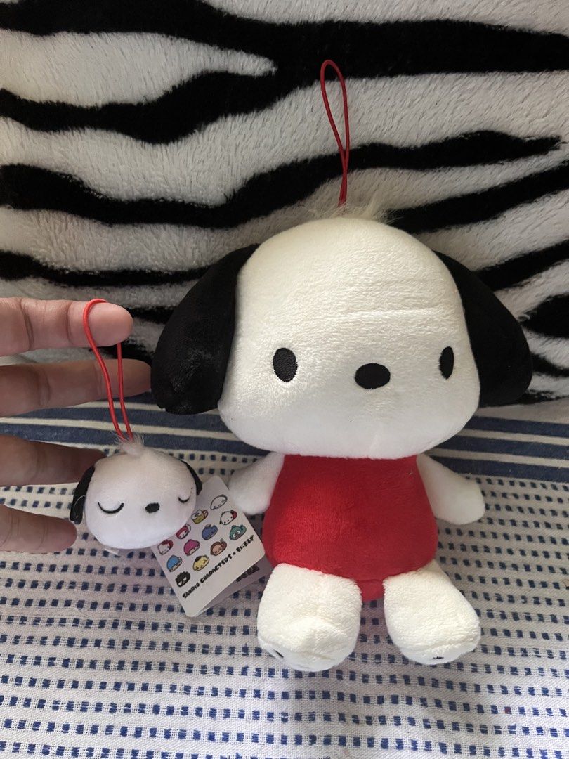 Pochacco red (set#3) (Category: Character Goods) located in Paranaque City. Submitted by bonsaiart (Listing ID 1458792406, Image 1). Description: Brandnew (bag charm Pre owned Good condition Selling as set 750+sf Payment via GCASH or paymaya No to meetup No to cop / cod Shipping via j&t only.