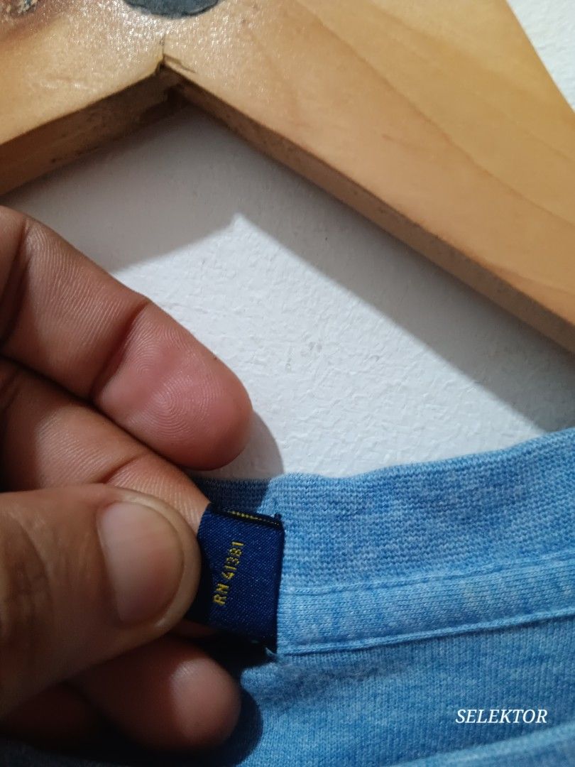 POLO RALPH LAUREN (Category: Coats, Jackets and Outerwear) located in Dauis. Submitted by udenglegaspi (Listing ID 1458725832, Image 3). Description: .