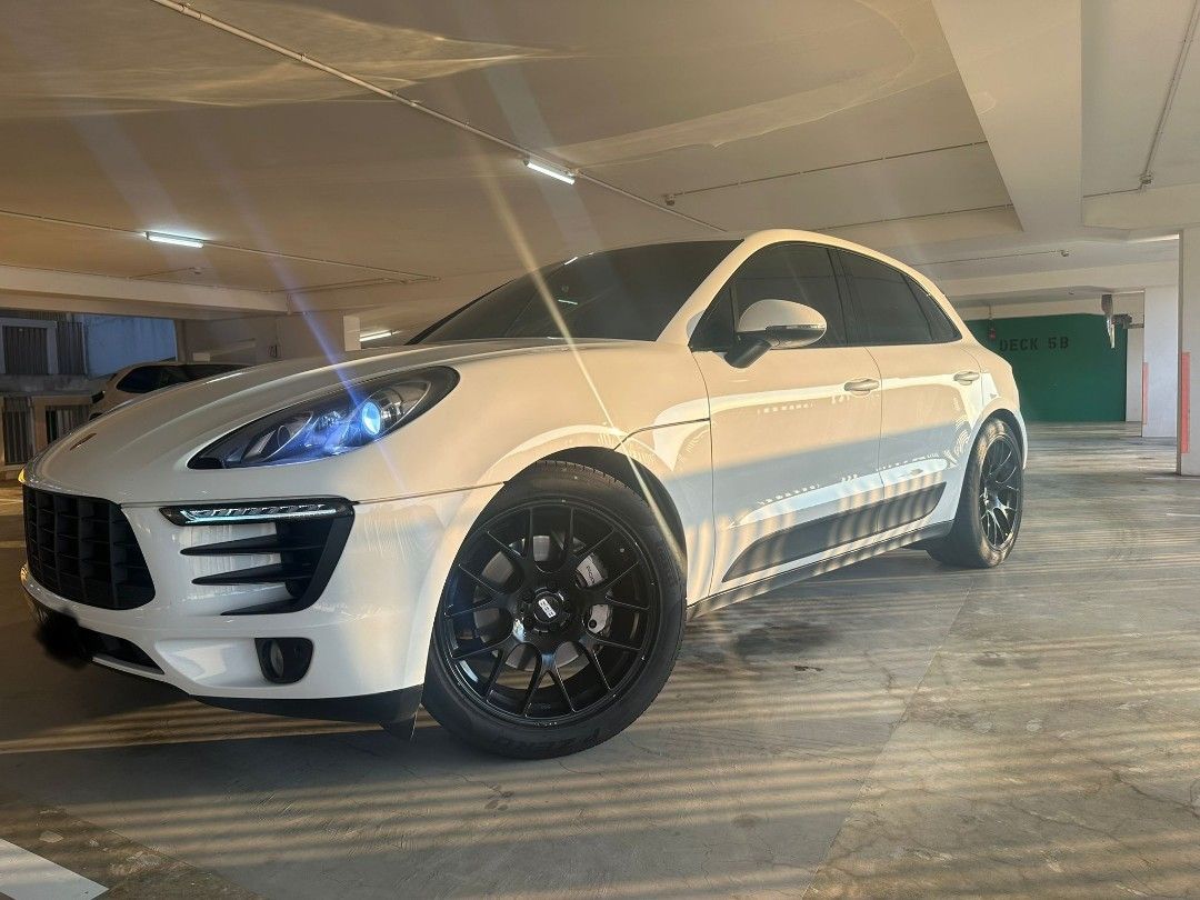 Porsche Macan S PDK 3.0 [2014 FL] (A) (Category: Used Cars) located in Singapore. Submitted by intergrity_mover88 (Listing ID 1448681129, Image 1). Description: Luxury SUV for sale 2014 Porsche Macan S 3.0 ⭐Very well maintained by us as it's our family 2nd car ⭐No repair needed, everything has been done up with receipt to proof as we are a car lovers with a fussy mind that once has problem we rectify immediately. ⭐Genuine mileage @150,000km ⭐Alwa