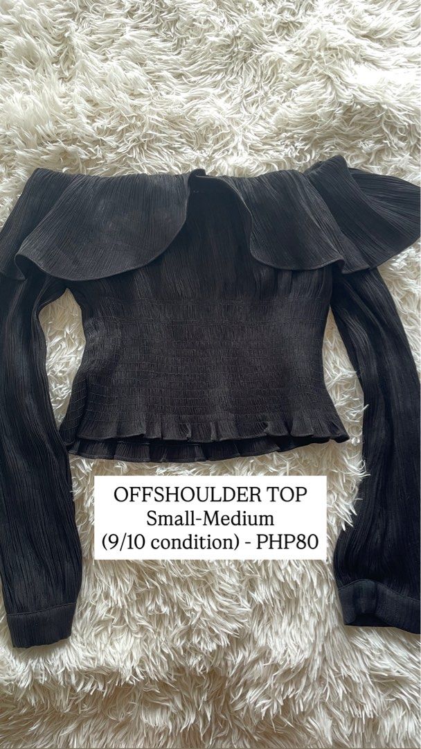 Pre love tops (Category: Blouses) located in Pasig City. Submitted by preyyyy (Listing ID 1458832946, Image 1). Description: check each photos for their descriptions.