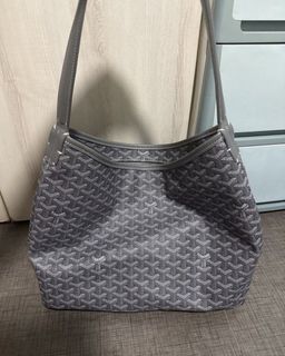 (Category: ) located in . Submitted by sanasanaaa (Listing ID 1458741246, Image 1). Description: .