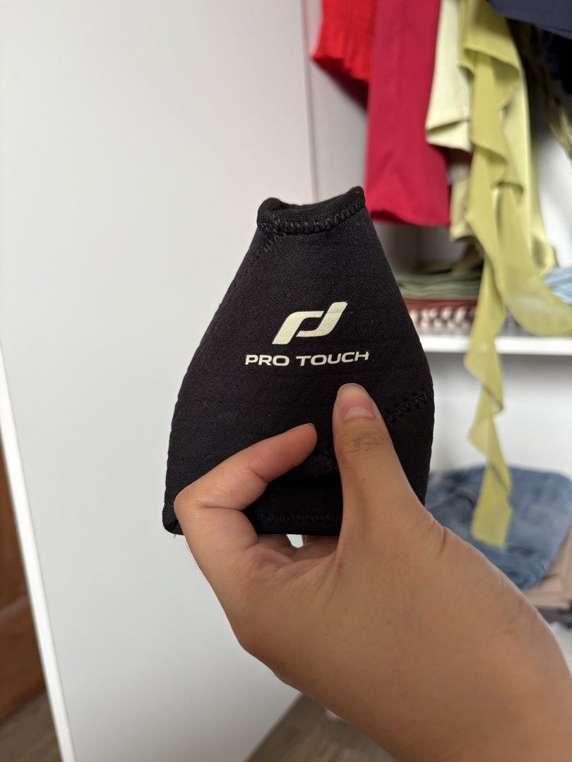 Pro-Touch Black Ankle Support Brace (Category: Braces, Support & Protection) located in Bay. Submitted by andreiclutter (Listing ID 1458749537, Image 2). Description: rfs: quit football.