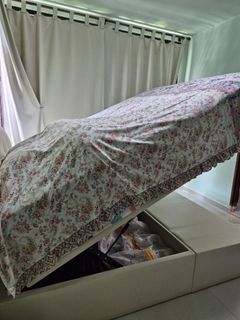 (Category: ) located in . Submitted by joeywong_98 (Listing ID 1458737102, Image 1). Description: .