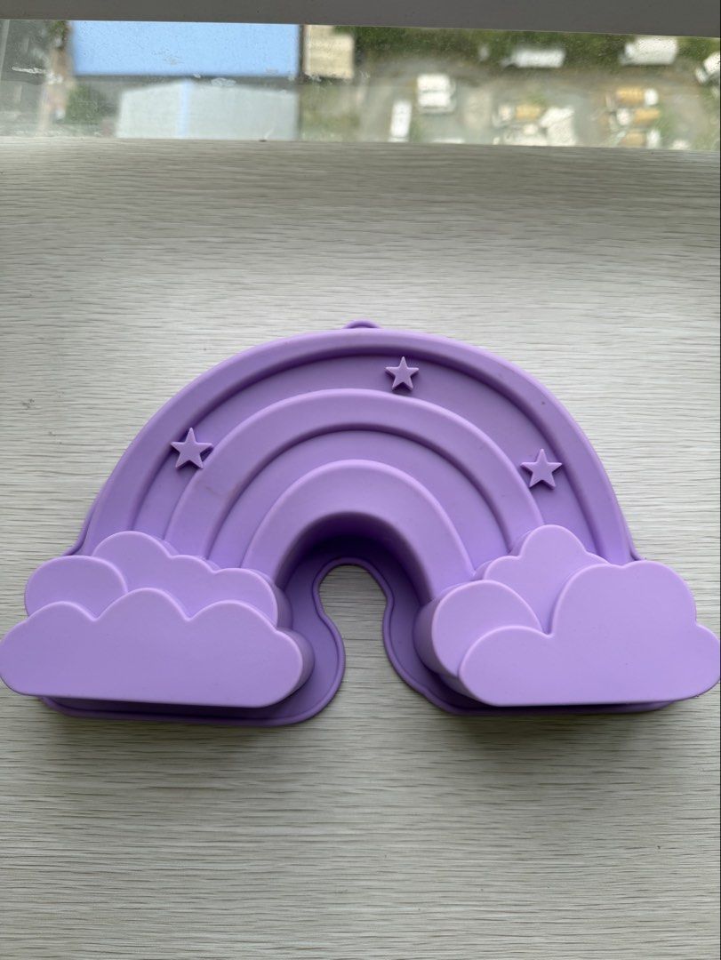 Rainbow Cake Mold (Category: Bakeware) located in Quezon City. Submitted by shopgood_mnl (Listing ID 1458834959, Image 1). Description: .