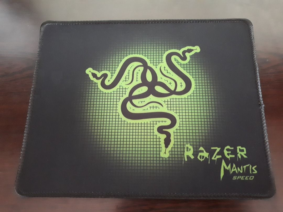 Razer Gaming Mouse Pad Heavy Duty (Category: Mouse & Mousepads) located in Muntinlupa City. Submitted by groundplaycustomerservice (Listing ID 1458762971, Image 2). Description: Razer Mantis Gaming Mouse Pad. Brand New. 100 pesos only. Suitable for personal and computer shops. Washable, with side stitches. Heavy duty. 250 x 220 mm (9.8 x 8.6 inch).