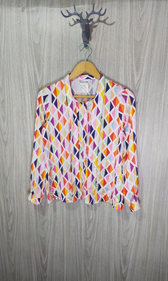 Red Valentino Multicolored Button Up Blouse (Category: Blouses) located in Naga. Submitted by secondspinv2 (Listing ID 1458887650, Image 1). Description: Red Valentino Multicolored Button Up Blouse ✅Size: 36 ✅Width: 18 ✅Length: 23.5 ✅Sleeve: 23 ✅Color Rate: 9.5/10 ✅No Issue ✅Need Wash ✅Location: Bicol Naga City, Camarines Sur ✅Courier: J&T Express/Flash Express ✅MOP: Gcash only.