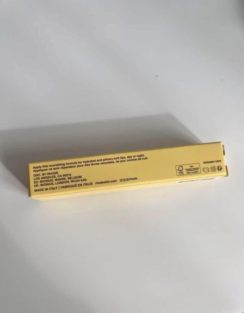 Rhode Peptide Lip Treatment Caramelized Banana (Category: Makeup) located in Del Monte. Submitted by pageturner_digital (Listing ID 1458807392, Image 2). Description: - Rhode Peptide Lip Treatment - For hydrated and pillowy-soft lips - Use day or night - 10ml / 0.3 fl oz - Made in Italy.