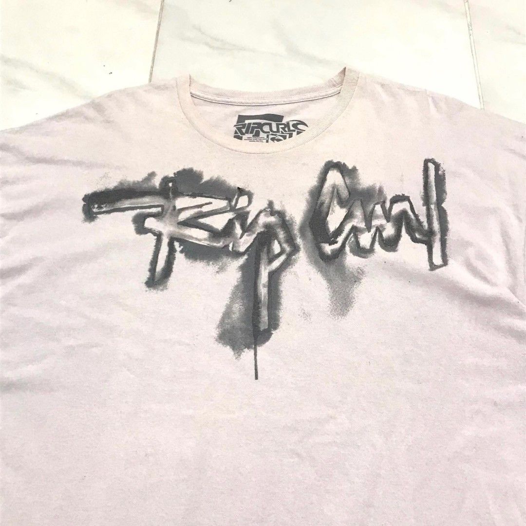RIP CURL GRAPHIC TEE SHIRT 2XL (Category: Tshirts & Polo Shirts ) located in Cavite. Submitted by justthrift06 (Listing ID 1458755811, Image 3). Description: DIMENSION 26X31 1 PINHOLE GOOD CONDITION SHIPPING NATIONWIDE.