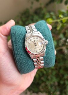 (Category: ) located in . Submitted by wristworthyph (Listing ID 1458854028, Image 1). Description: .