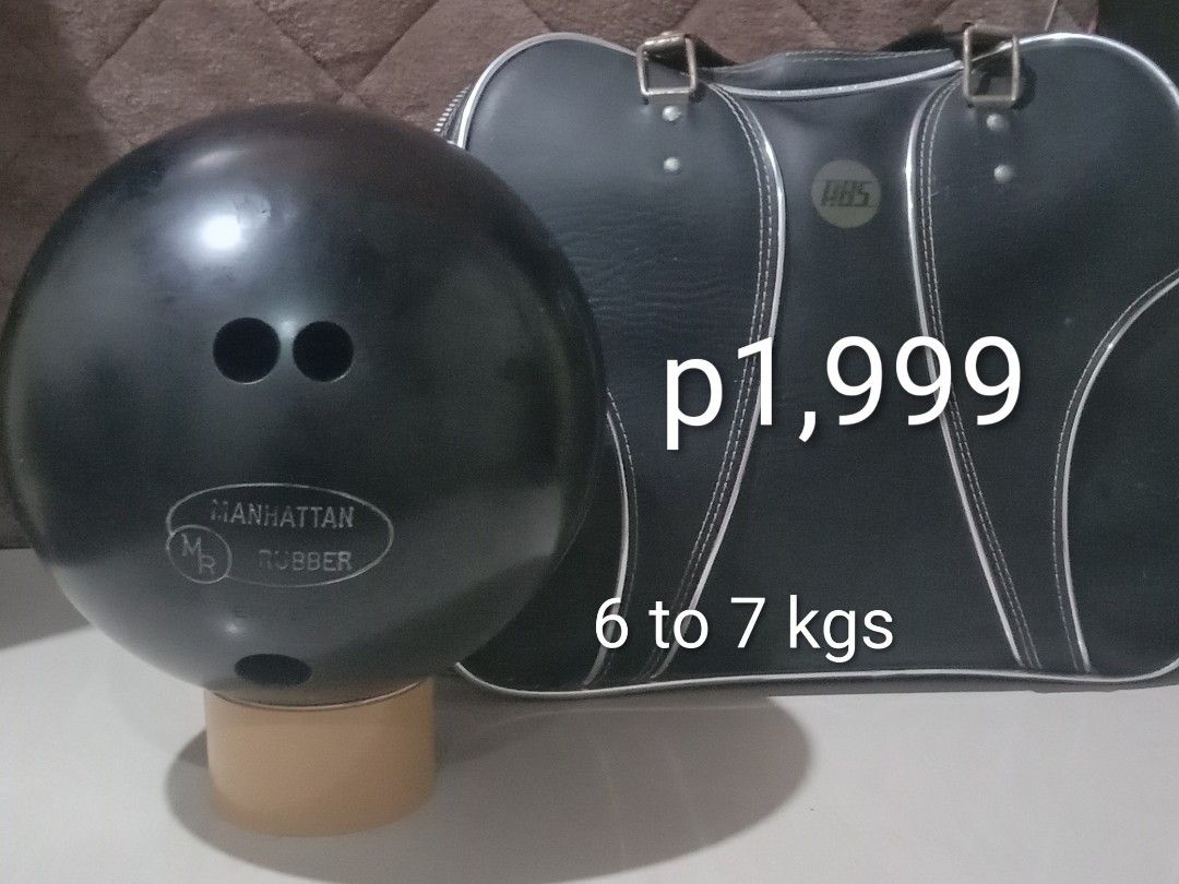 Round 1 Bowling Ball with Case and Bag (Category: Billiards and Bowling) located in Manila. Submitted by redvincent01640 (Listing ID 1458703898, Image 2). Description: - Round 1 bowling ball - Weight: 6 to 7 kgs - Includes hard case - Comes with a black bowling bag - Ideal for casual bowlers - Price is firm - Feel free to ask questions!.
